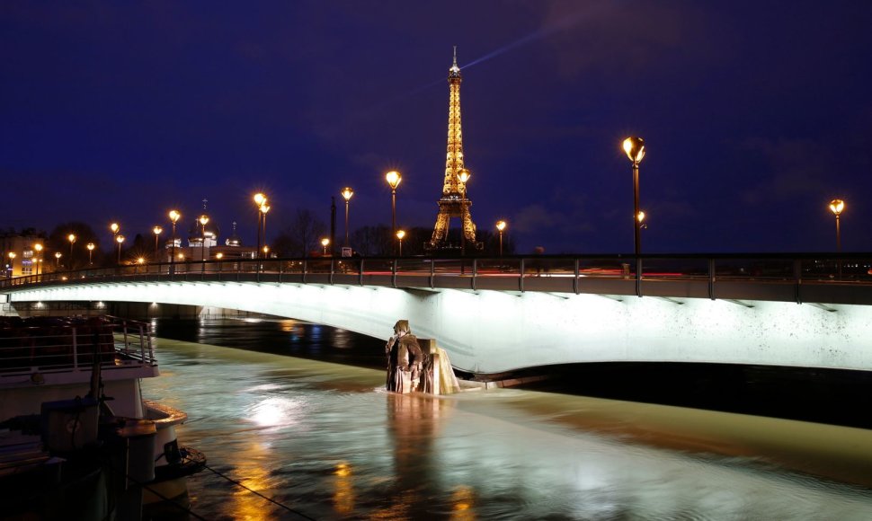 Patvinusi Senos upė Paryžiuje