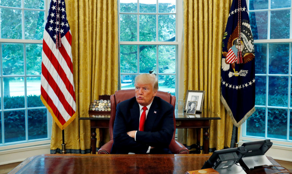 Donaldas Trumpas savo kabinete