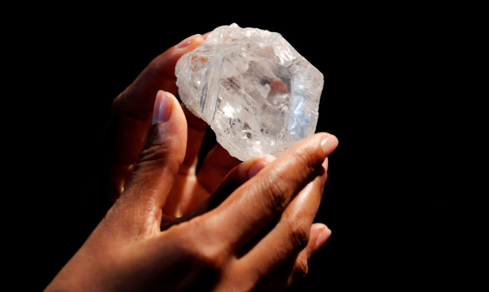 Didžiausias pasaulyje nešlifuotas deimantas „Lesedi la Rona“