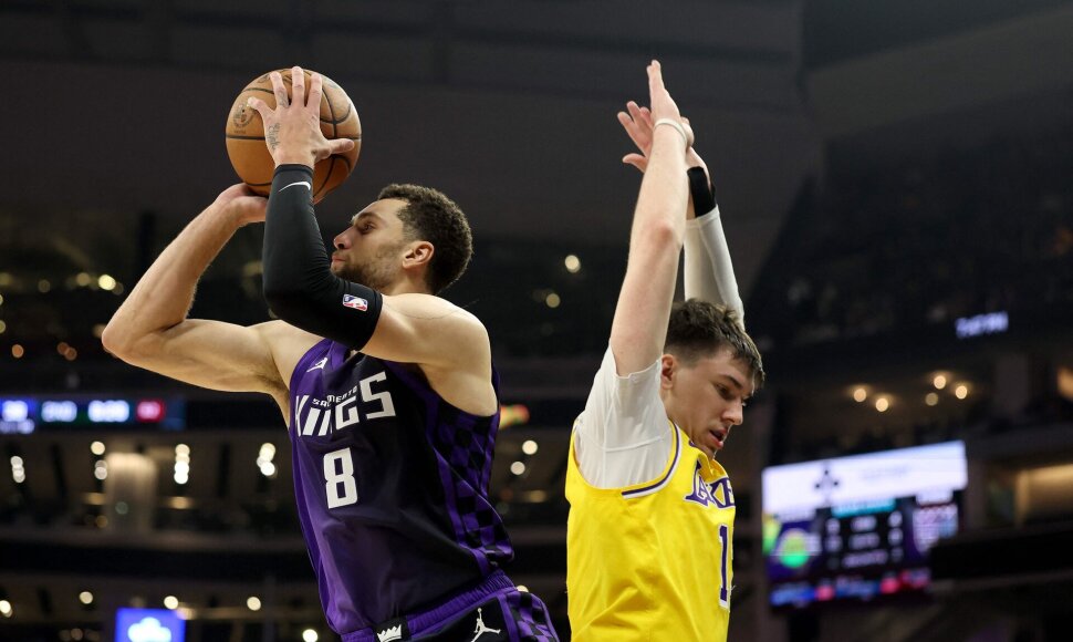 Zachas LaVine'as, Jake'as LaRavia