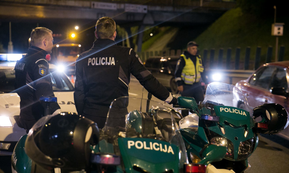 Naktinis kelių policijos reidas Vilniuje