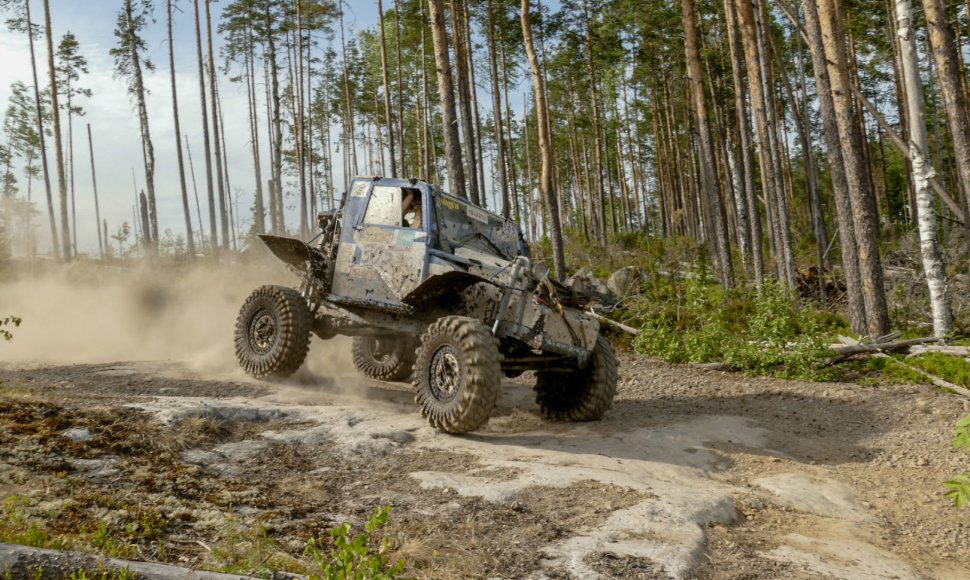 4x4 Pasvalys racing team“ įveikė Ladogos 7-ąjį greičio ruožą