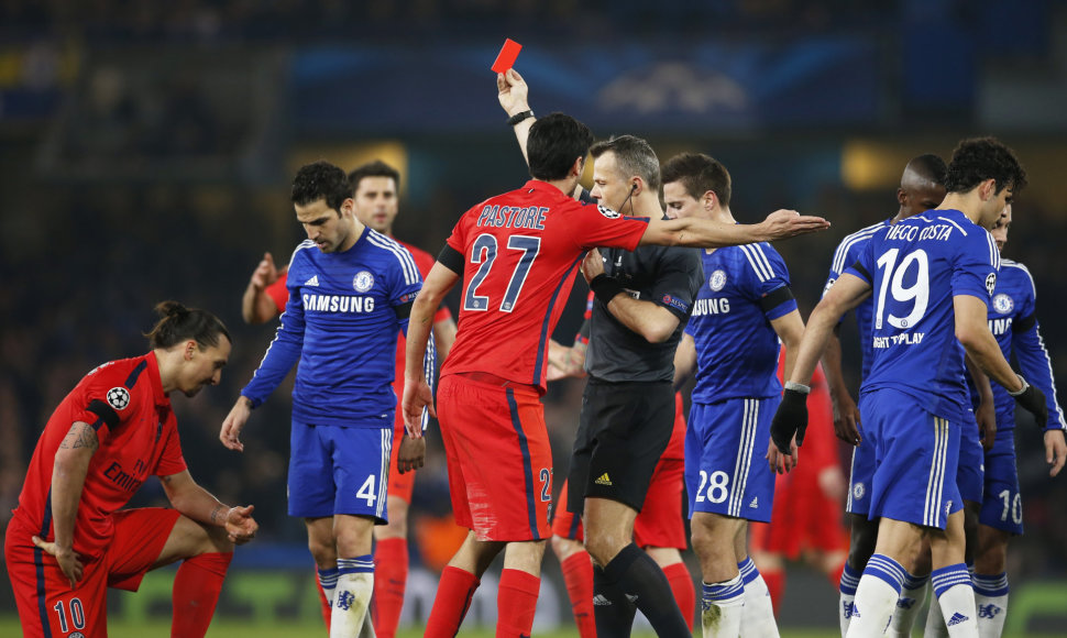 Zlatanas Ibrahimovičius nubaustas raudona kortele