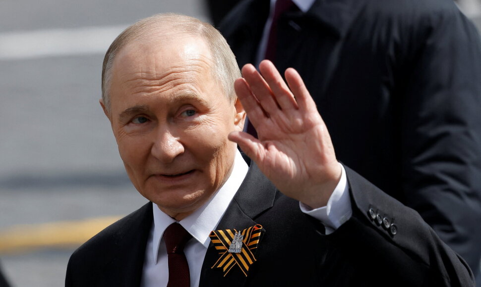 Vladimiras Putinas Pergalės dienos parade