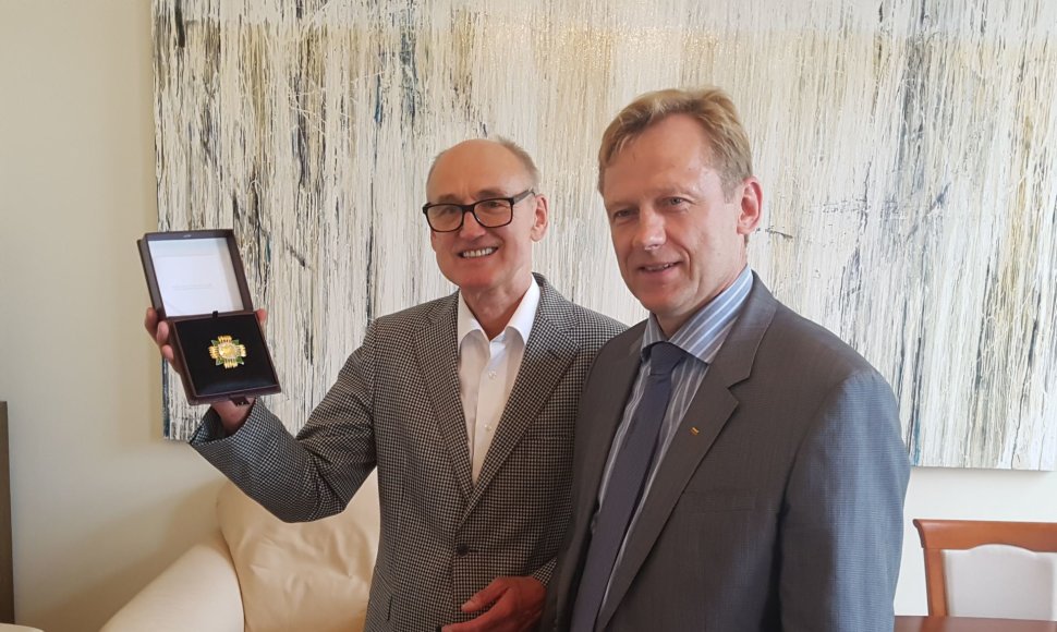 Kultūros ministerijos aukso žvaigžde apdovanotas Kauno valstybinio lėlių teatro vadovas Sigitas Klibavičius