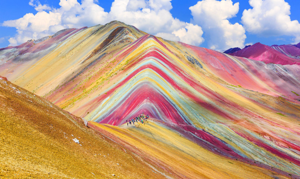 Vaivorykštės kalnai Peru