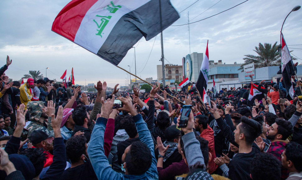 Irake tęsiasi protestai.