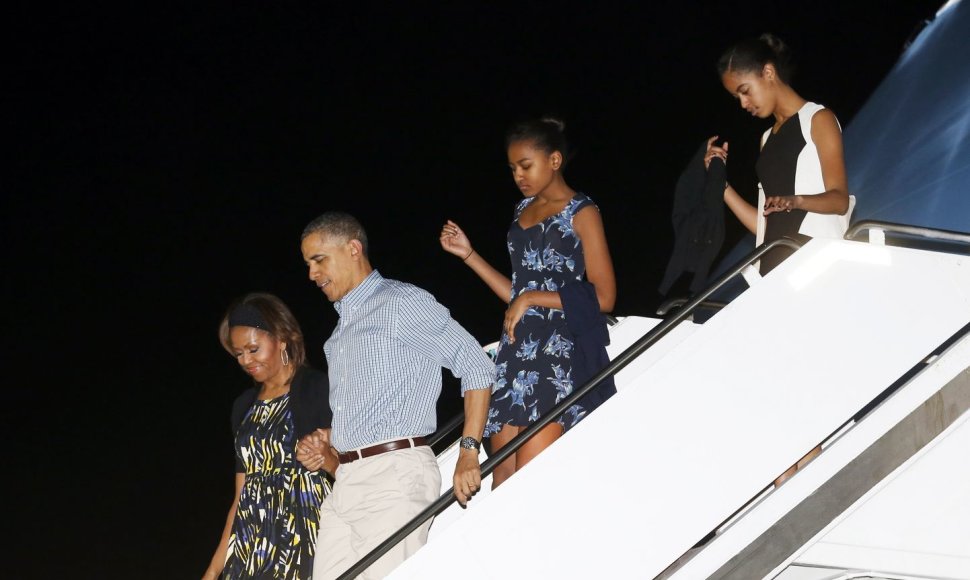 Obamos nusileido Havajuose