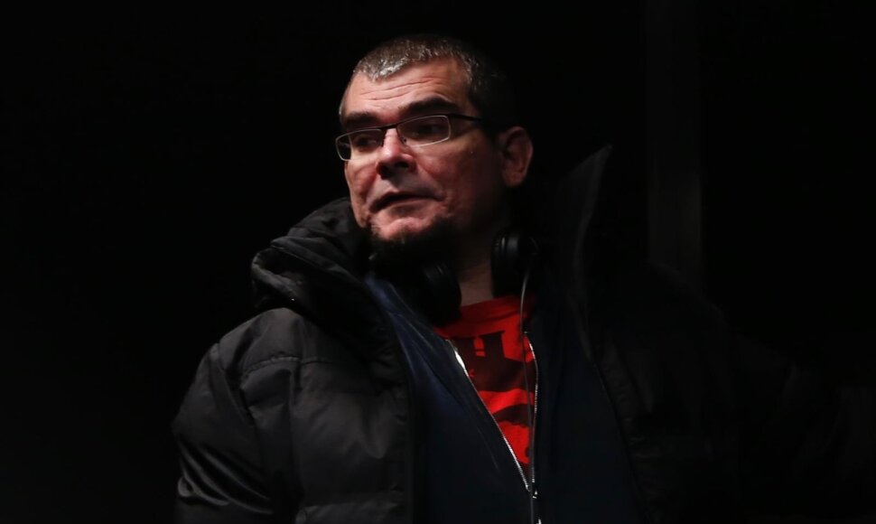 Emilis Vėlyvis