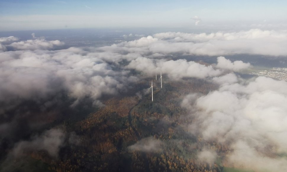 Vėjo jėgainės temperatūrą pakeičia sumaišydamos šaltą ir šiltą orą, bet tik laikinai