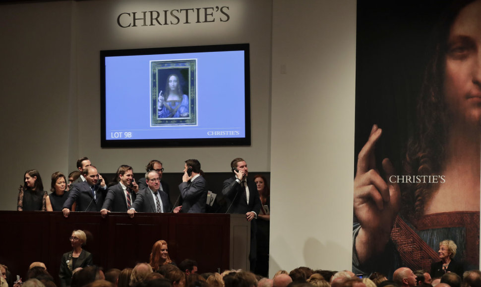 Da Vinci paveikslas „Salvator Mundi“ Niujorko aukcione parduotas už rekordinę 450 mln. dolerių sumą.