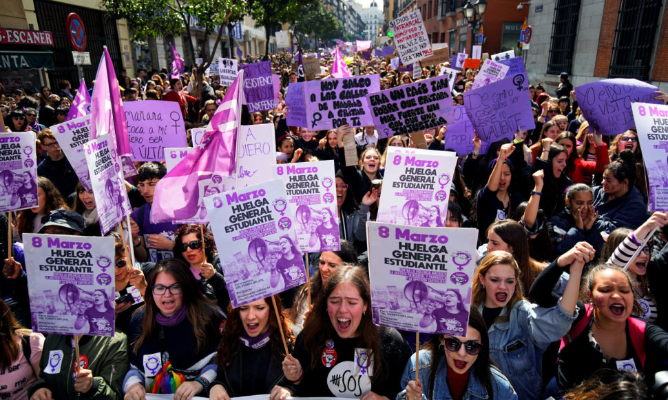 Ispanijoje Tarptautinė moters diena minima protestais ir streiku