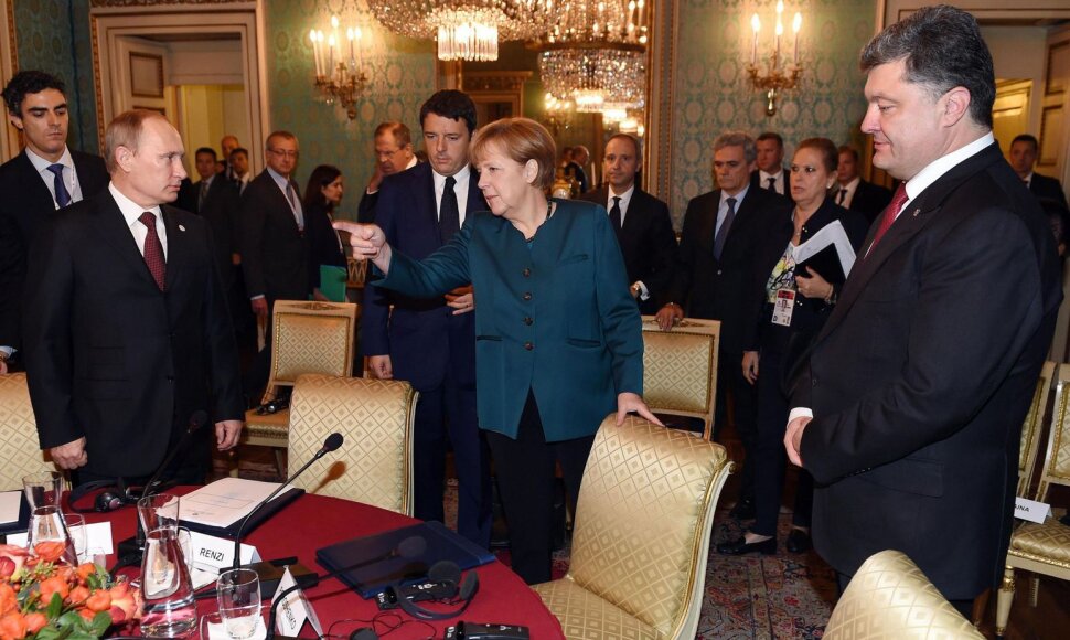 Vladimiras Putinas, Angela Merkel ir Petro Poro&scaron;enka