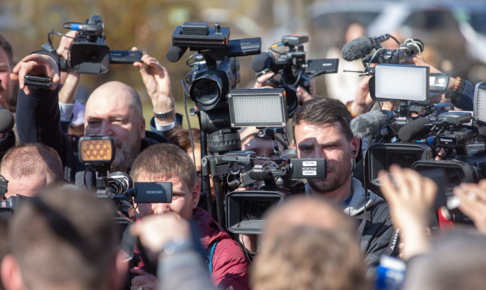 Žurnalistų darbo akimirkos Ukrainos prezidento rinkimų metu