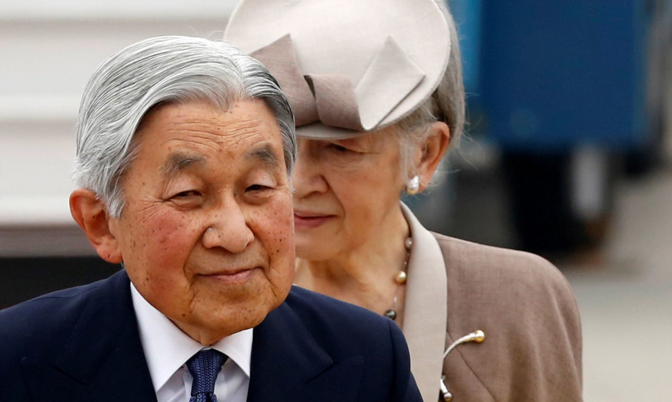 Japonijos imperatorius Akihito su žmona Michiko