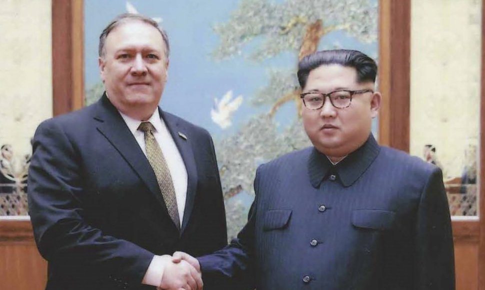 Slaptas Mike'o Pompeo susitikimas su Kim Jong Unu