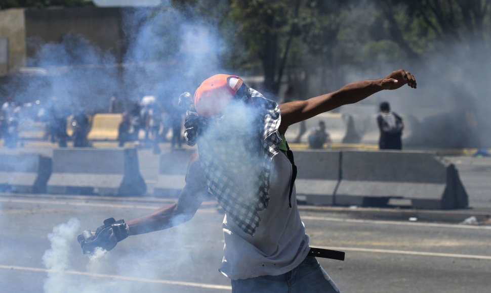 Juano Guaido rėmėjai Venesueloje