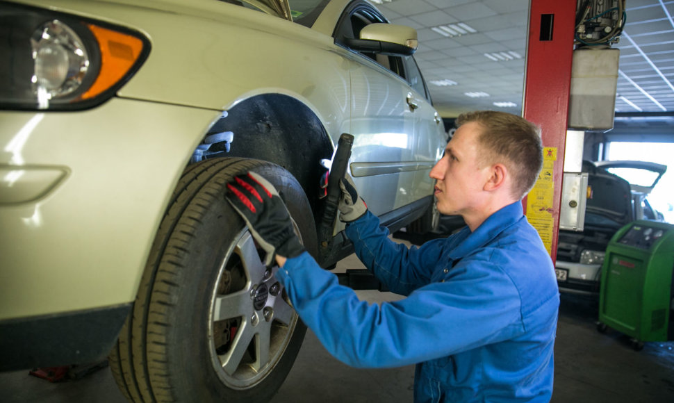 Autoservisas paaiškino, kaip techninę apžiūrą įveikti iš pirmo karto