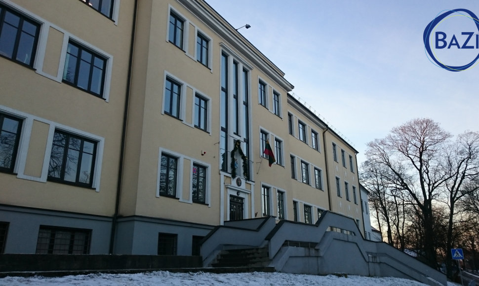 Viešoji įstaiga Pranciškonų gimnazija nuo šiol saugesnė. UAB \"Baltijos žiedas\" nuotr.
