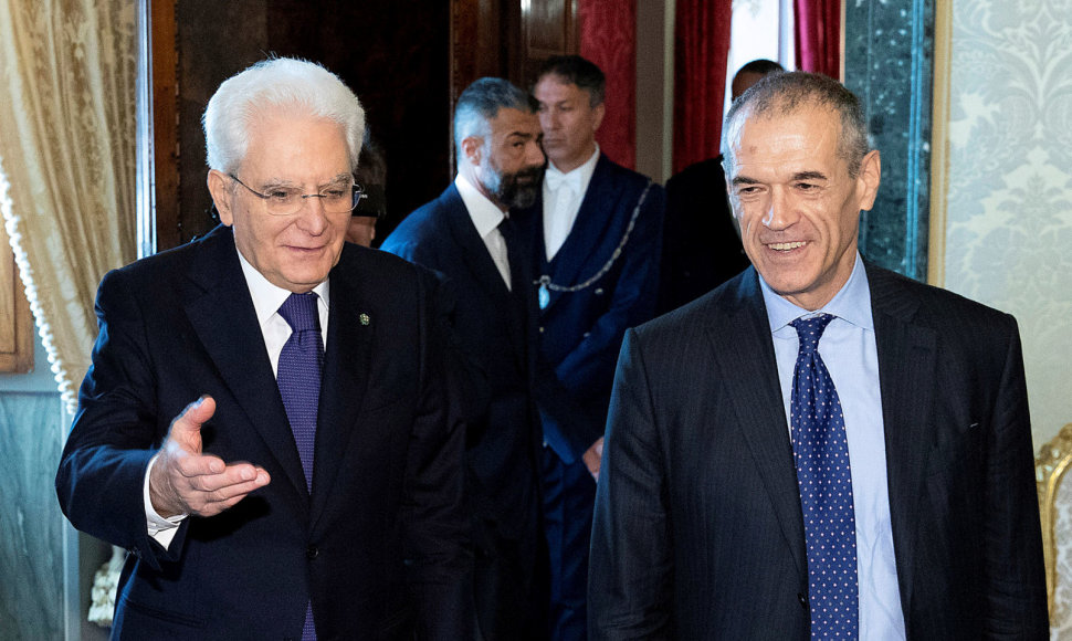 S.Mattarella ir C.Cottarelli