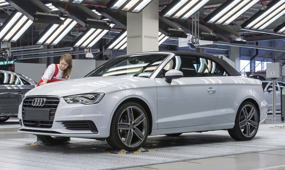 „Audi A3“ kabrioletų surinkimo linija Gioro gamykloje