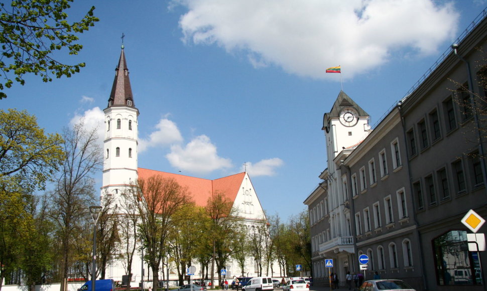 Šiaulių katedra ir savivaldybė