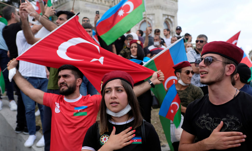 Azerai per protestą Stambule