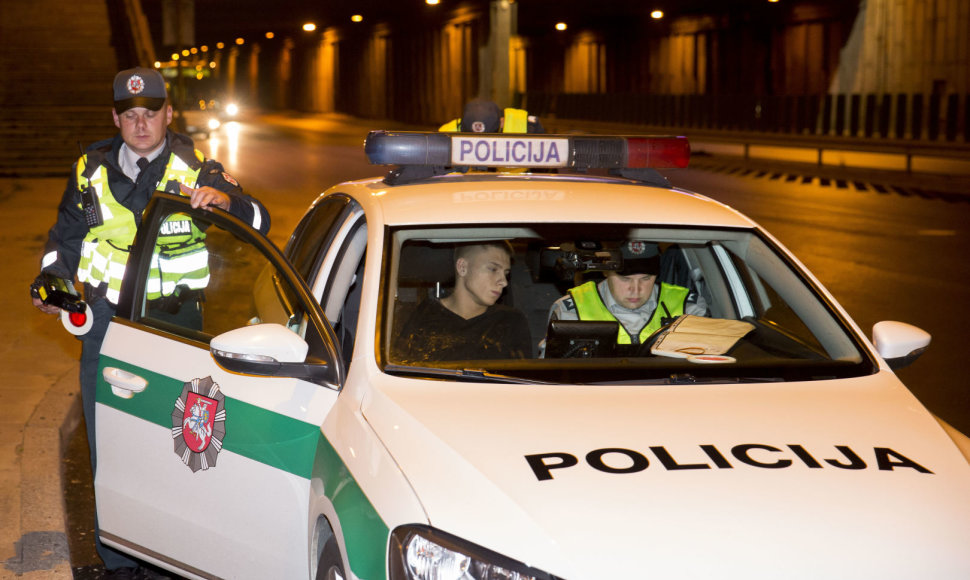 Policijos reidas