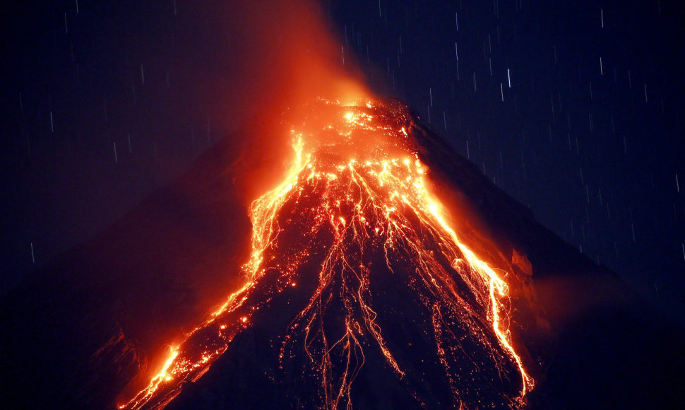 Majono ugnikalnio išsiveržimas Filipinuose