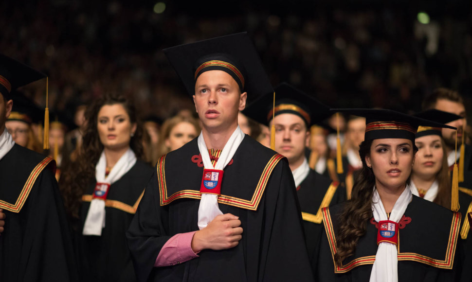 LSMU diplomų įteikimo iškilmės