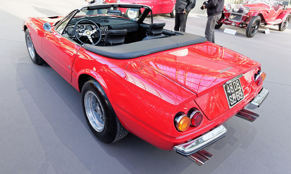 Ferrari Daytona kabrioletai yra itin reti. (Thesupermat, Wikimedia(CC BY-SA 4.0)