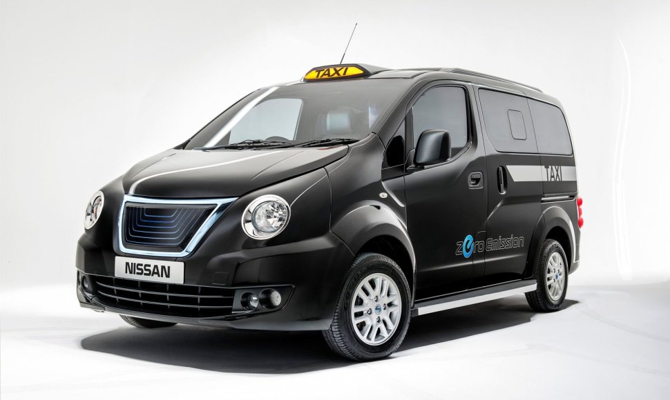 „Nissan“ Londonui gamins elektrinius taksi. 