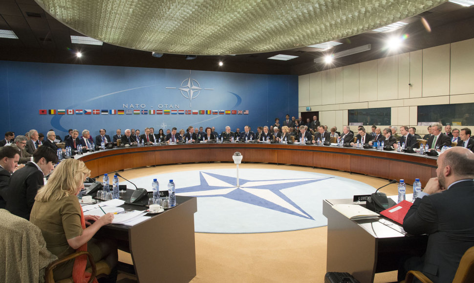NATO narių ministrų susitikimas