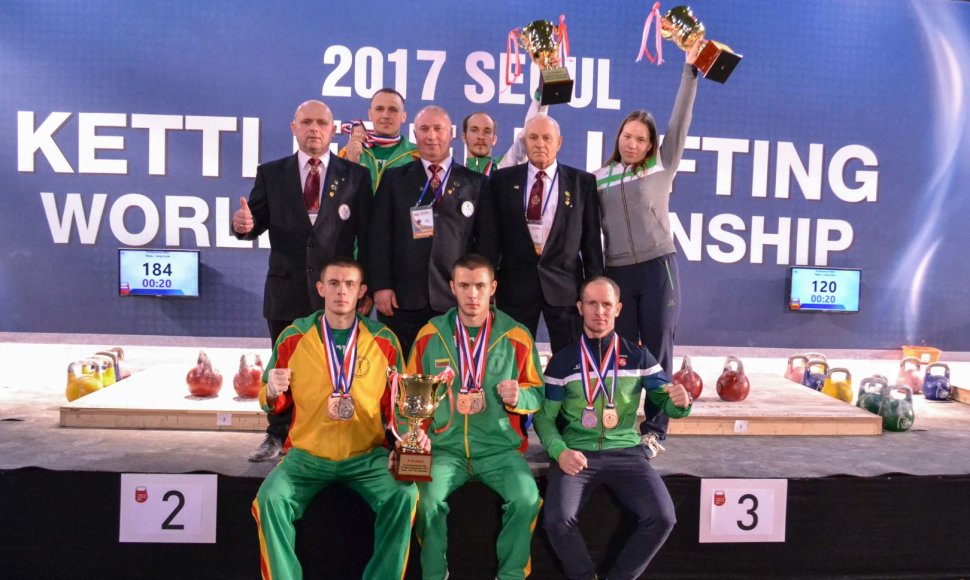 Lietuvos komanda Pasaulio svarsčių kilnojimo čempionate Seule