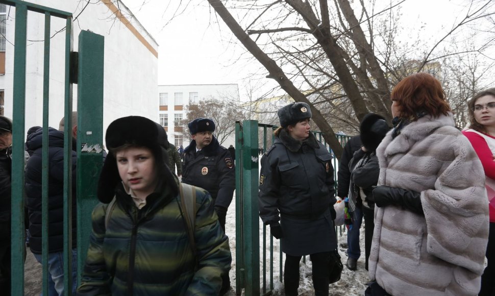 Evakuota Rusijos sostinės Otradnoe rajone esanti mokykla. 
