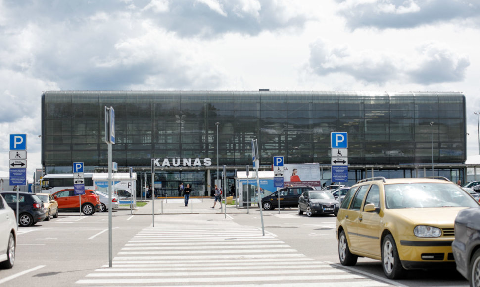 Kauno oro uoste ruošiamasi keliautojų antplūdžiui