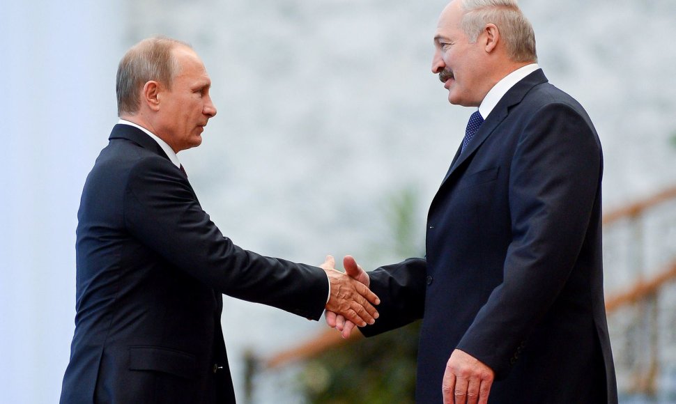 Rusijos prezidentas Vladimiras Putinas ir Baltarusijos prezidentas Aliaksandras Lukašenka