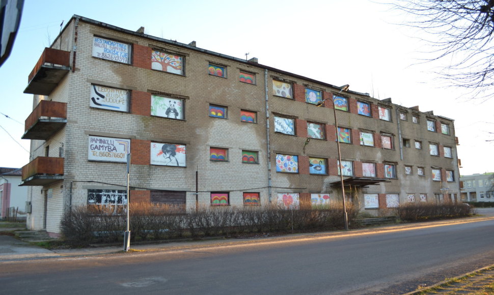 Prasmingi mokinių daarbai bendruomenėje