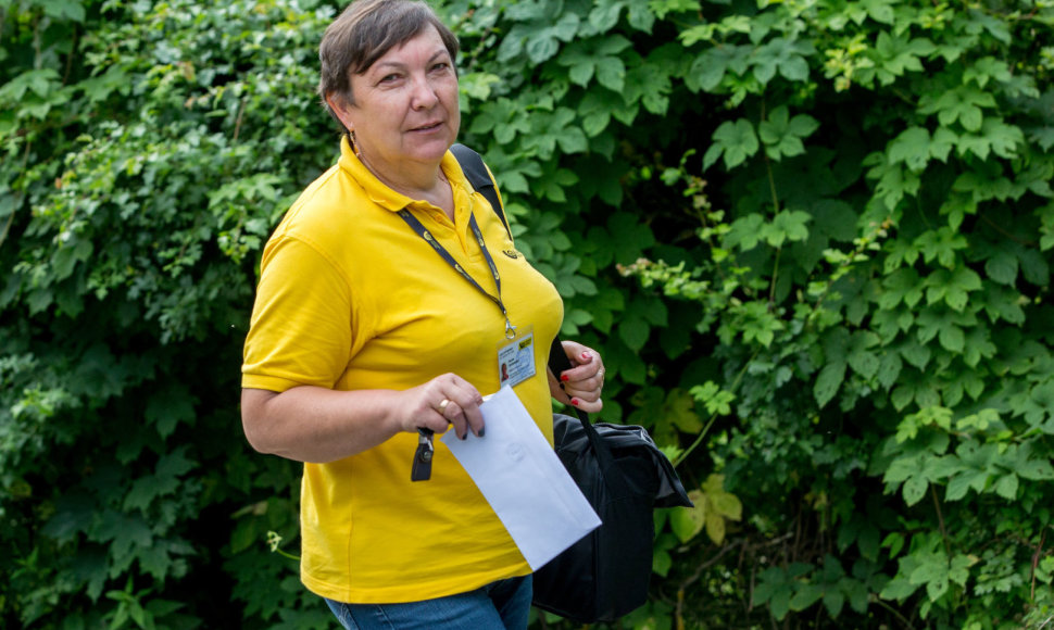 Leliūnų laiškininkės Danutės Sucharevienės darbo kasdienybė