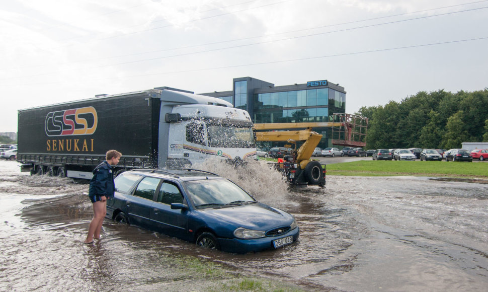 Po liūties patvinęs Kaunas