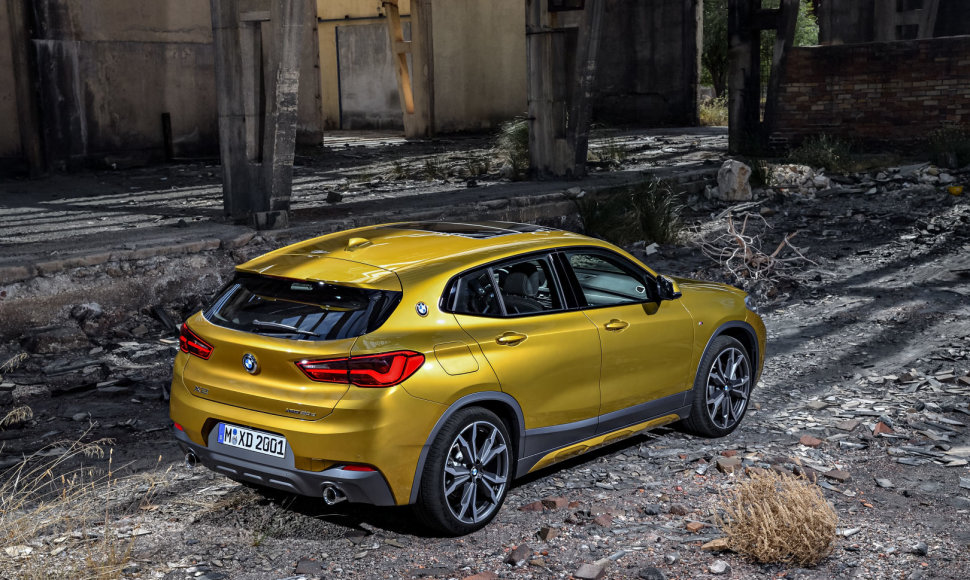 BMW koncernas pristatė naują X gamos modelį – BMW X2.