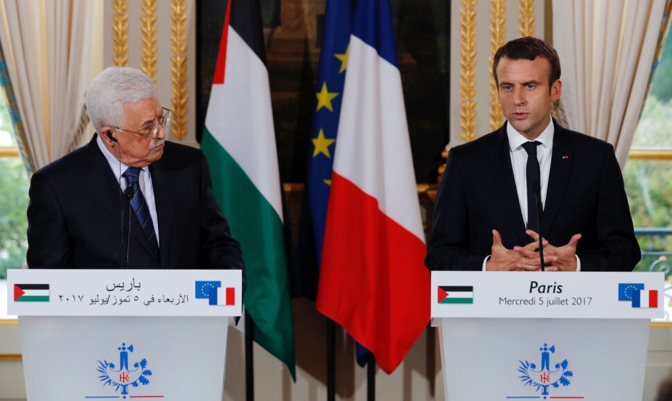 Mahmoudas Abbasas ir Emmanuelis Macronas