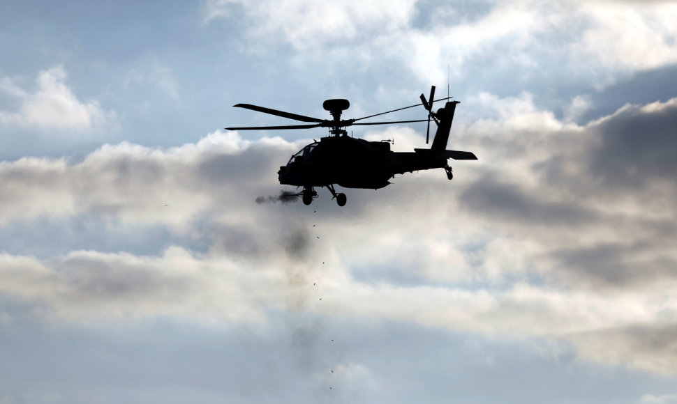 Izraelio kariuomenės sraigtasparnis „Apache“
