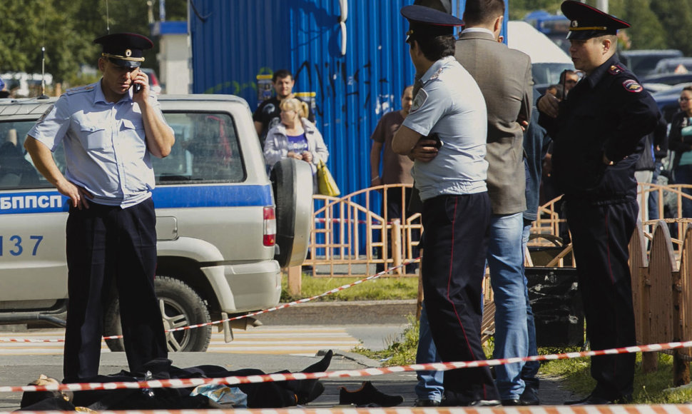 Rusijoje peiliu ginkluotas užpuolikas sužeidė septynis žmones