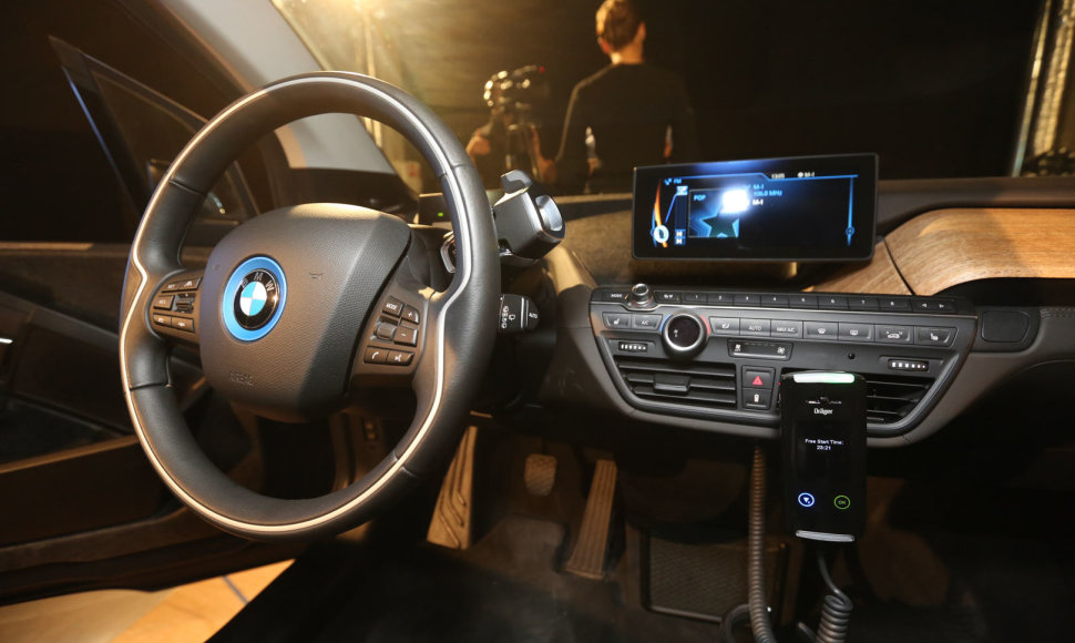 BMW i3 elektromobilis 