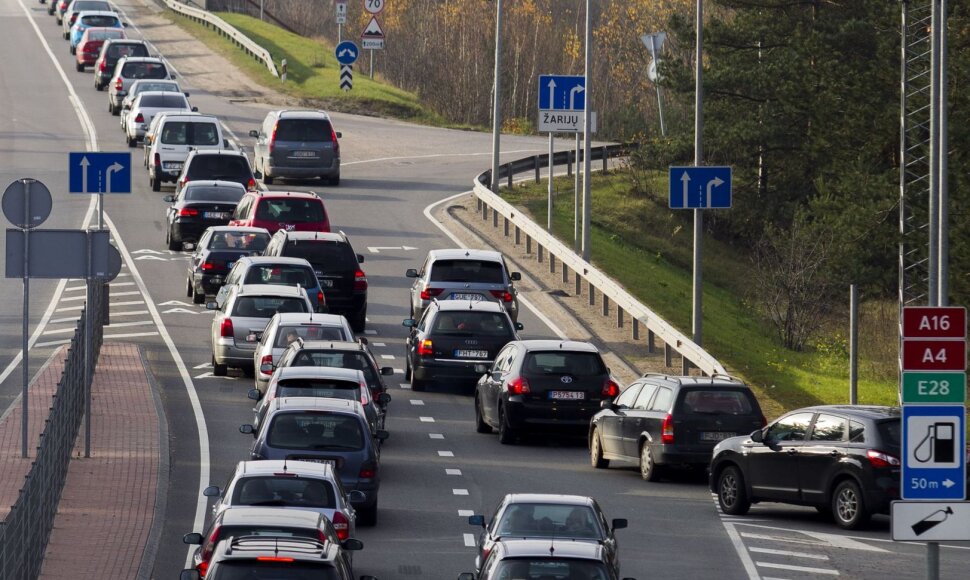 Spūstis link kelio į Alytų ir Druskininkus.