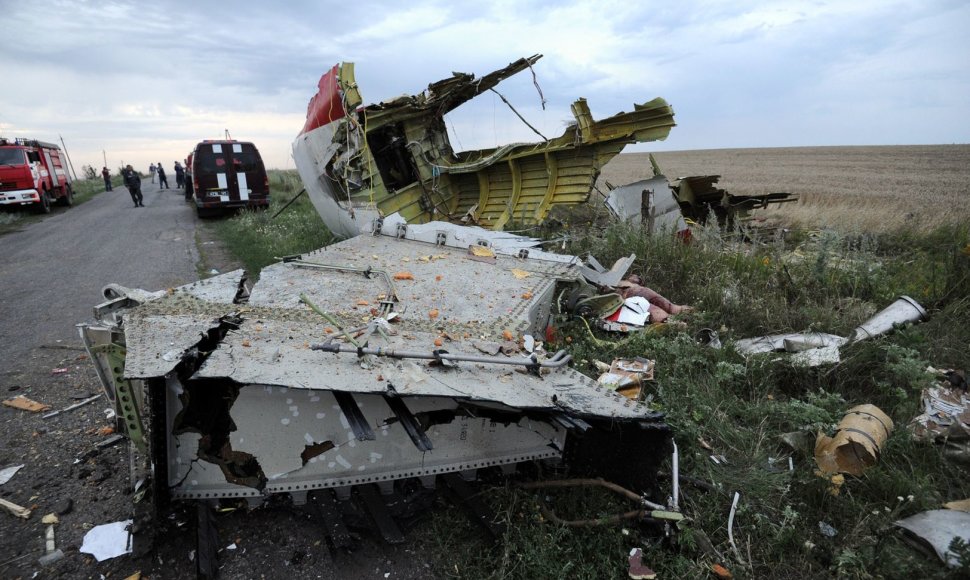 Prie Rusijos ir Ukrainos sienos sudužo „Boeing 777“ su 295 žmonėmis