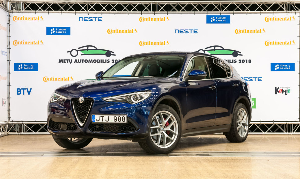 Pretendentas į „Tautos automobilio 2018“ titulą – „Alfa Romeo Stelvio“