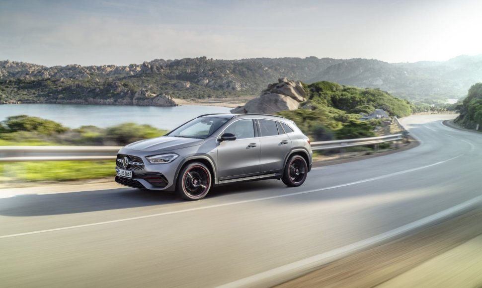 „Mercedes-Benz GLA“