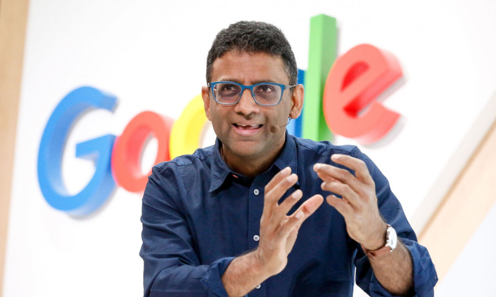 Benas Gomesas pristato „Google“ paieškos variklio naujoves